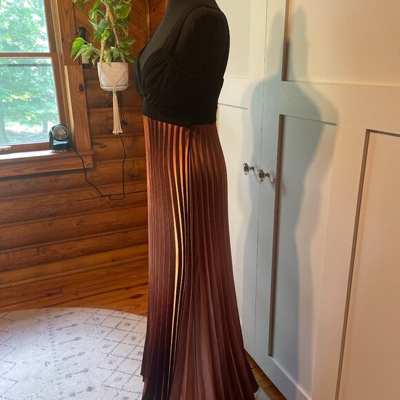 VTG Betsy & Adam Maxi Dress Pleated Ombre Sz 10 - Picture 5 of 9